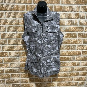 Carhartt Womens camo vest